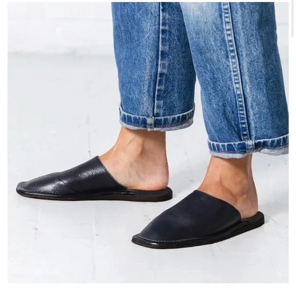 Either/Or Black Leather Mules - Picture 3 of 4